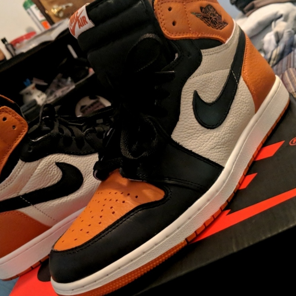 Jordan 1 shattered backboards